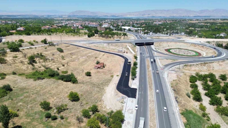Battalgazi’de Asfalt Çalışmaları Hız Kesmiyor