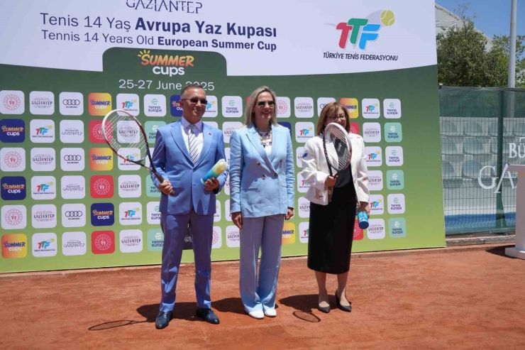 Gaziantep’te Uluslararası Tenis 14 Yaş Avrupa Yaz Kupası’nın Açılışı Yapıldı