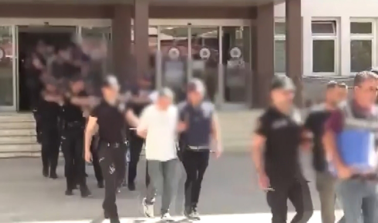 Gaziantep’te ’change Araç’ Operasyonu: 13 Şahıs Tutuklandı