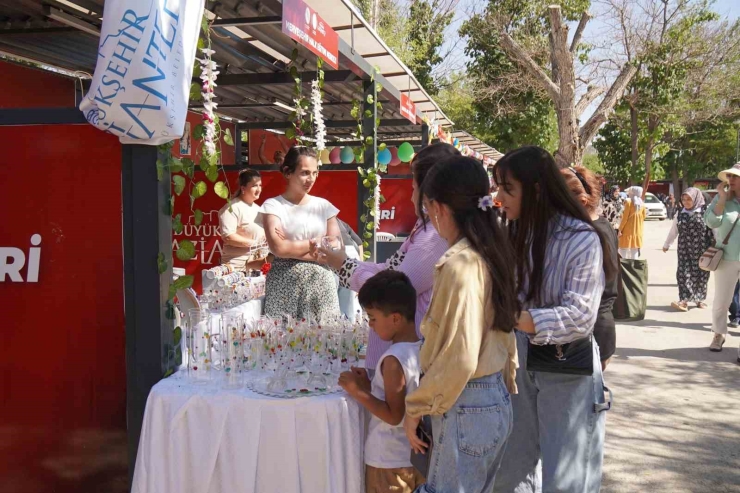 Gasmek Aile Yılı Özel Sergisi Büyük İlgi Görüyor