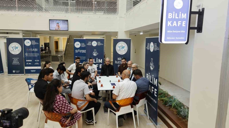 Bilim Kafe Etkinlikleri 81 İlde Eş Zamanlı Olarak Hayata Geçirildi