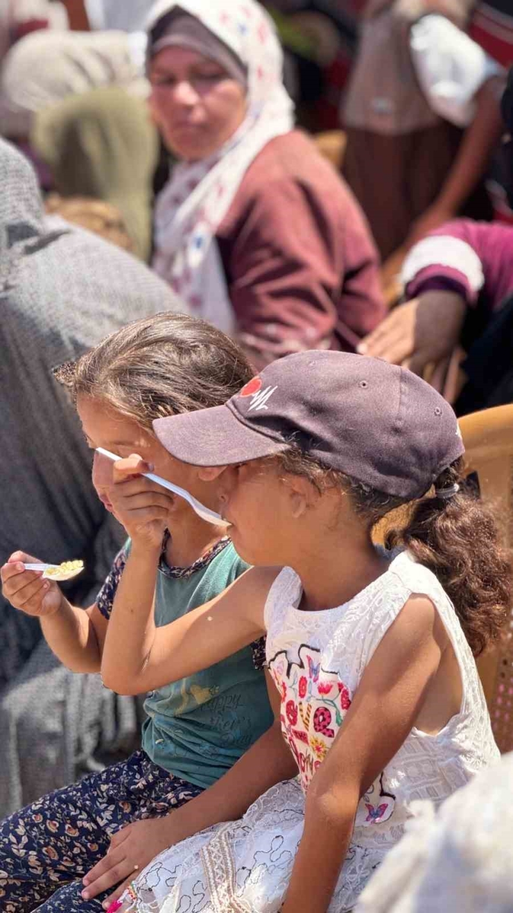 Batmanlı Genç Çift, Düğün Sofrasını Gazze İle Paylaştı