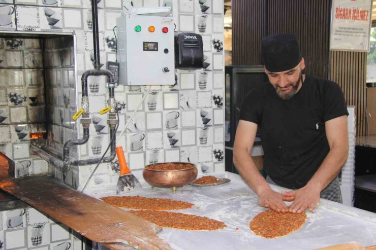 ’antep Lahmacunu’ Tescil İçin Ab Yolunda