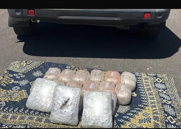 Diyarbakır’da 43 Kilogram Uyuşturucunun Ele Geçirildiği Operasyonlarda 3 Kişi Tutuklandı