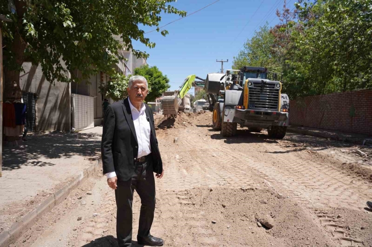 Başkan Hallaç: "konforlu Ve Dayanıklı Yollarla Kahta’yı Geleceğe Hazırlıyoruz"