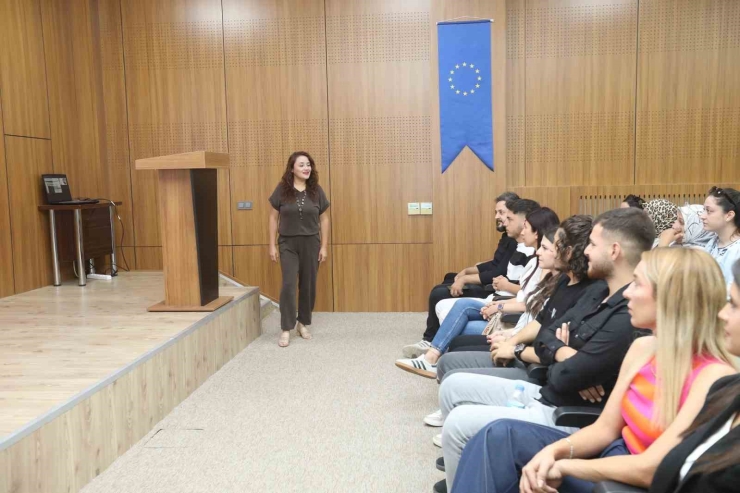 Gaziantep’teki Gençler, İstihdam İçin İgem’in Yolunu Tutuyor