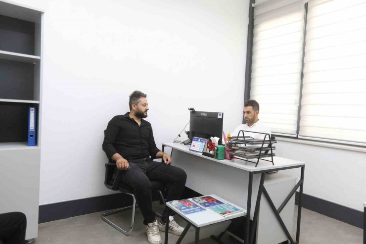 Gaziantep’teki Gençler, İstihdam İçin İgem’in Yolunu Tutuyor