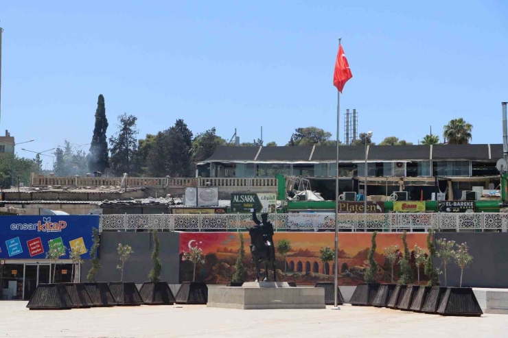 Topçu Ve Rabia Meydanına Estetik Dokunuş
