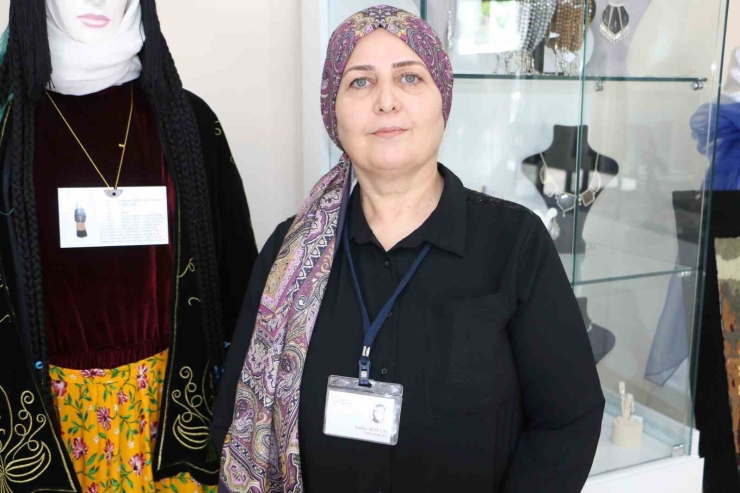 Sur’da El Emeği Göz Nuru Ürünler Sergilenip Satışa Sunuluyor
