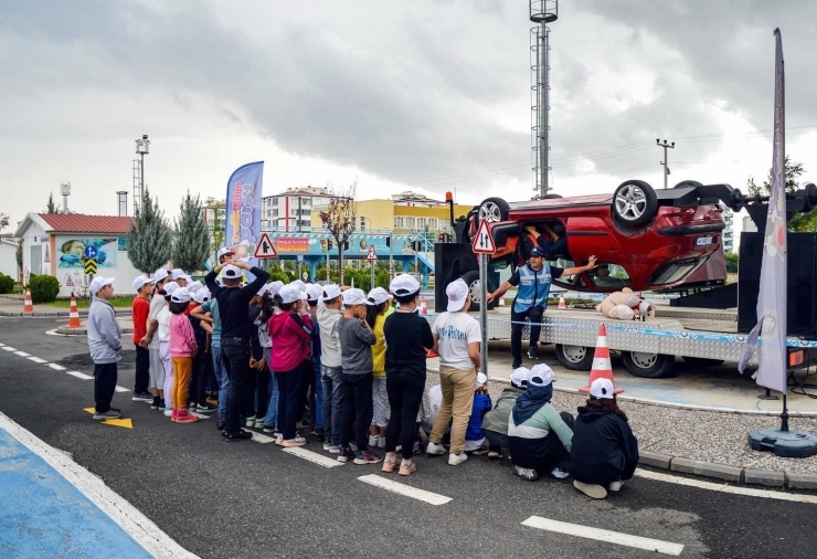 Zabıta Ekiplerinden Toplu Taşıma Araçlarına 22 Bin 477 Denetim