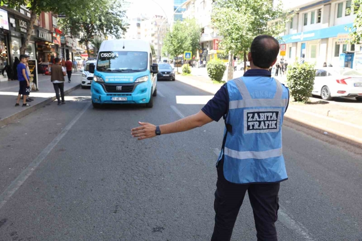 Zabıta Ekiplerinden Toplu Taşıma Araçlarına 22 Bin 477 Denetim