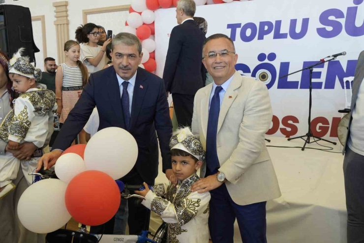 Gaziantep Vakıflar Bölge Müdürlüğü 25 Çocuğu Sünnet Ettirdi