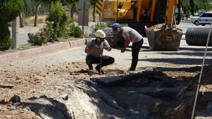 Malatya’da Altyapı Çalışmasında Doğalgaz Borusu Patladı