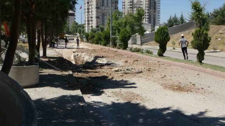 Malatya’da Altyapı Çalışmasında Doğalgaz Borusu Patladı