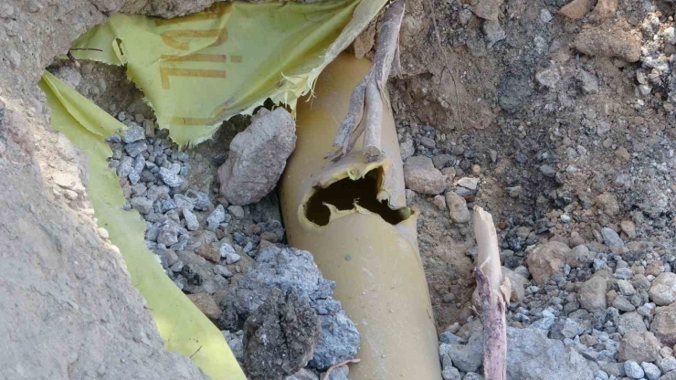 Malatya’da Altyapı Çalışmasında Doğalgaz Borusu Patladı