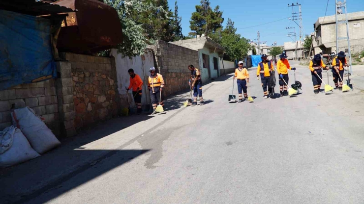 Şehitkamil’in Dört Bir Yanında Temizlik Seferberliği