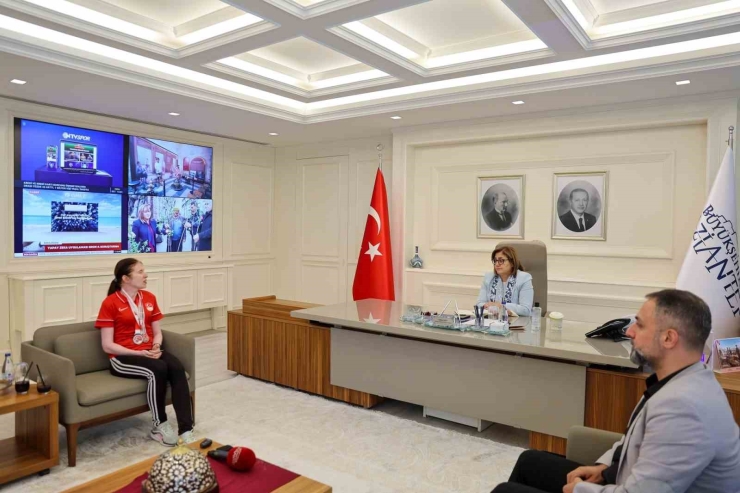 Hayatı Bir Mektupla Değişti
