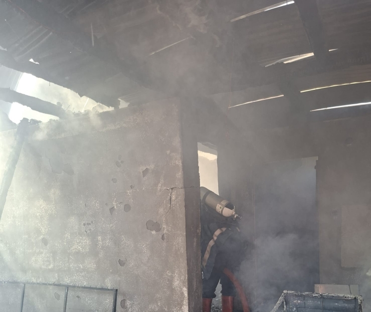 Arapgir’de Korkutan Ev Yangını