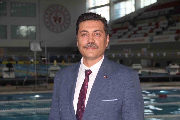 Denizi Olmayan Gaziantep’te Günlük 3 Bin Kişiye Yüzme Öğretiliyor