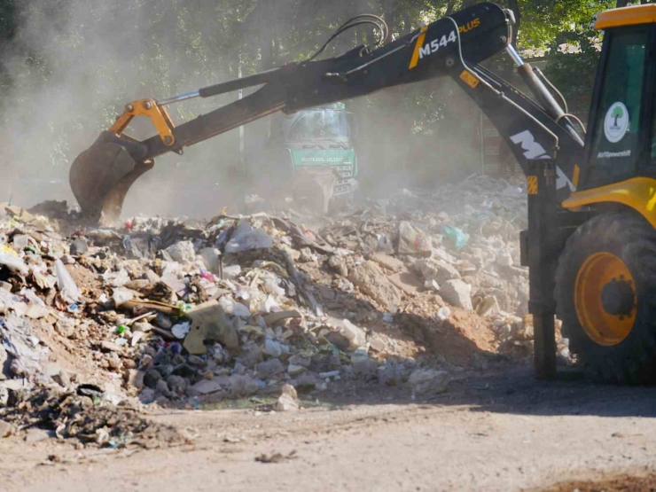 Şehitkamil’den Küsget’te Temizlik Seferberliği