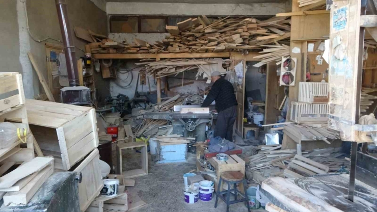 Malatyalı Usta 73 Yıldır Ağaçlara Şekil Veriyor