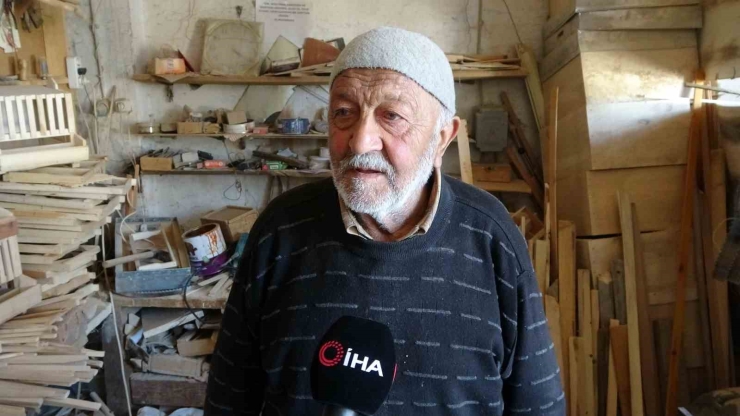 Malatyalı Usta 73 Yıldır Ağaçlara Şekil Veriyor