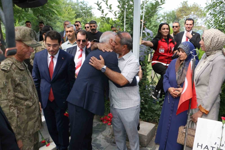 15 Temmuz Şehitleri Diyarbakır’da Dualarla Anıldı