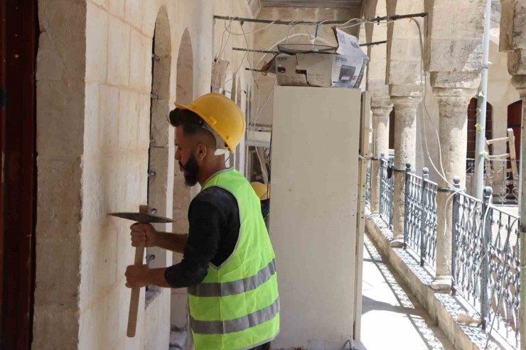 400 Yıllık Barutçu Hanı Restorasyon Çalışmalarıyla Yeniden Gün Yüzüne Çıkıyor