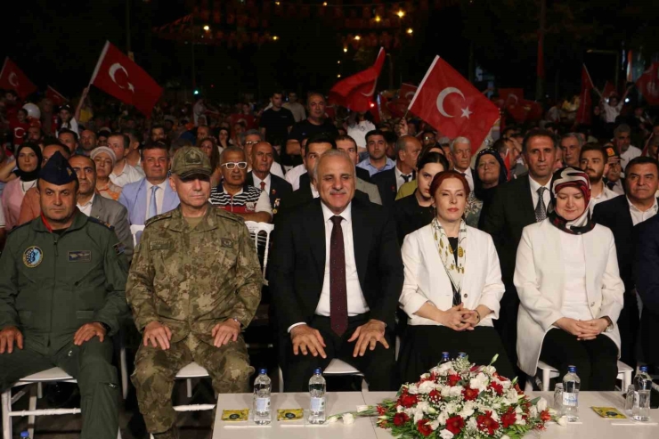 Diyarbakır’da 15 Temmuz Demokrasi Ve Milli Birlik Günü Programı Düzenlendi