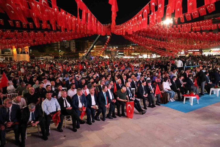 Şanlıurfa’da 15 Temmuz Ruhu Diri Tutuldu