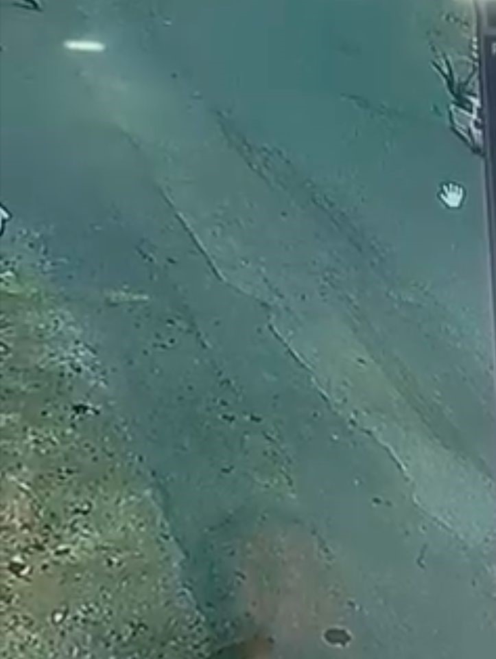Siverek’te Otomobilin Yayalara Çarptığı An Güvenlik Kamerasında