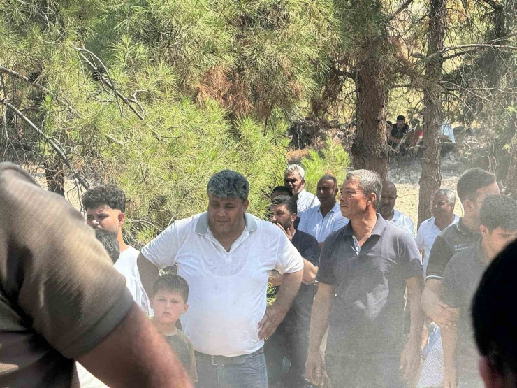 Fırat Nehri’nde Boğulan İki Kız Kardeş Yan Yana Defnedildi