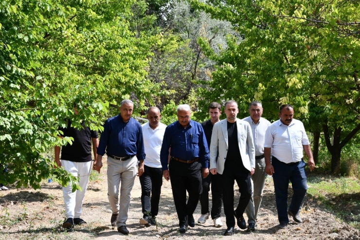 Karademir’den Kayısı İçin Acil Destek Çağrısı