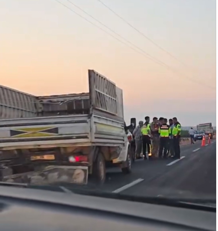 Siverek’te Tarım İşçilerini Taşıyan İki Araç Çarpıştı: 11 Yaralı