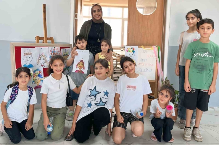 Arabanlı Öğrenciler Yaz Okulunda Hem Eğleniyor Hem Gelişiyor