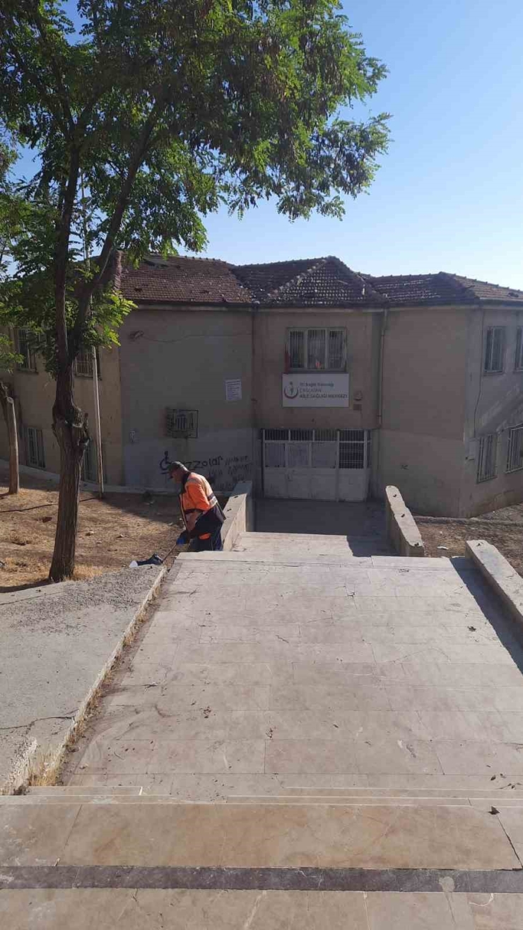 Şehitkamil’de Temizlik Seferberliği Devam Ediyor