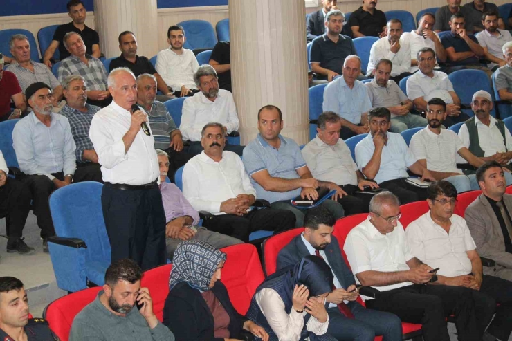 Sincik Ve Gerger’de Muhtarların Talepleri Dinlendi