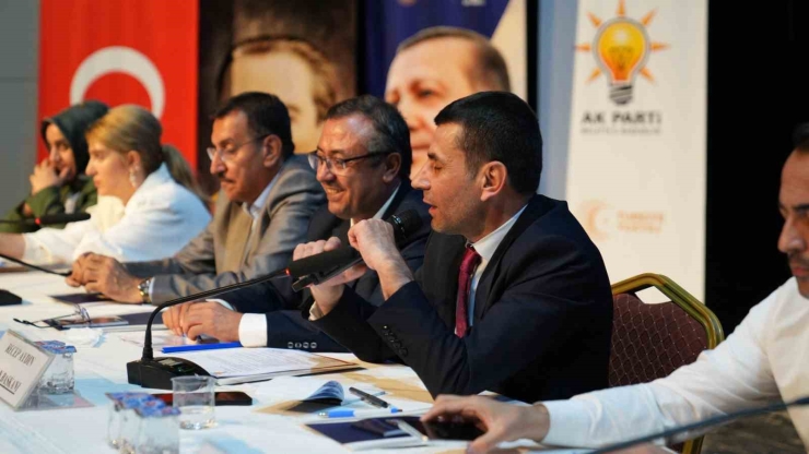 Ak Parti Malatya Teşkilatı, İl Danışma Meclisi Toplantısında Bir Araya Geldi