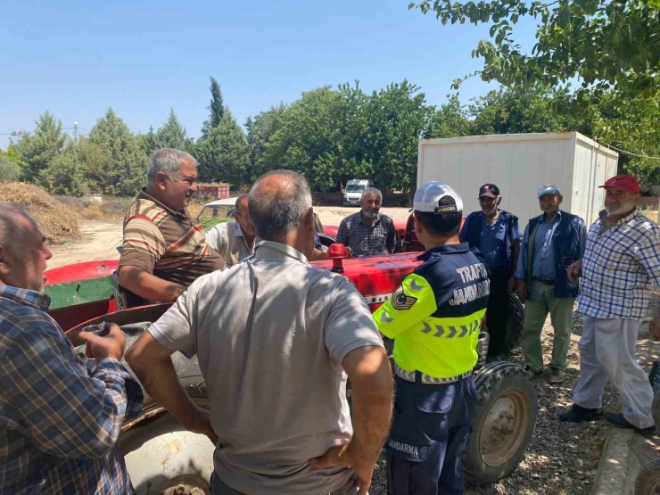 Trafik Jandarmasından Güvenli Tarım Eğitimi