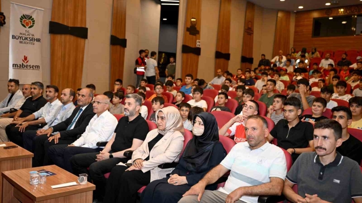 Malatya’da Öğrencilere Film Gösterimi