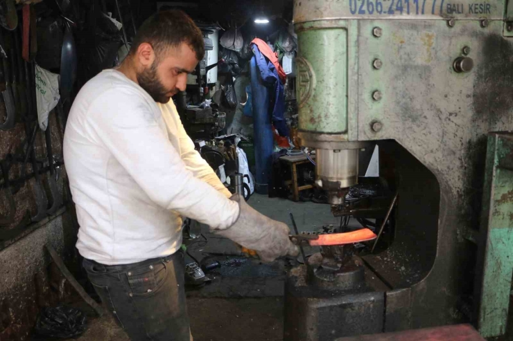 Diyarbakır’da 200 Derecede Ekmek Mücadelesi