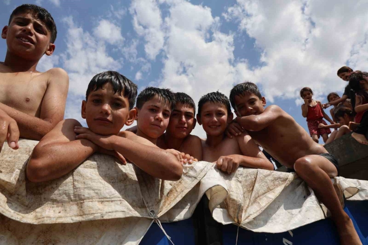 Havuz Yoksa Römork Var: Diyarbakır’da Yaz Neşesi Kendi İmkanlarıyla Geldi