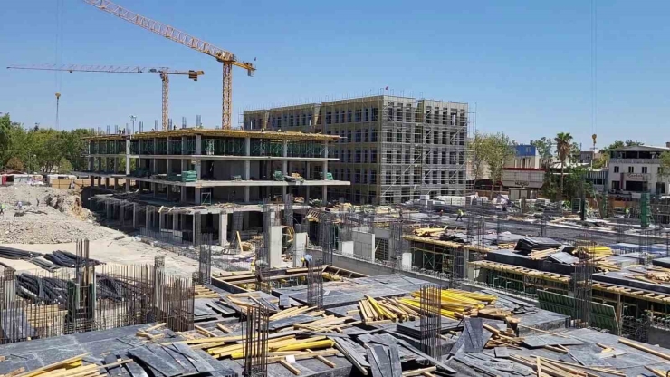 Adıyaman Çarşı Ve Meydan Projesi Yıl Sonuna Kadar Tamamlanacak