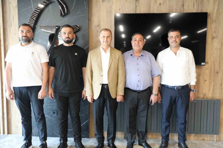 Yumurta Üreticileri Birliği’nde Bayrak Değişimi