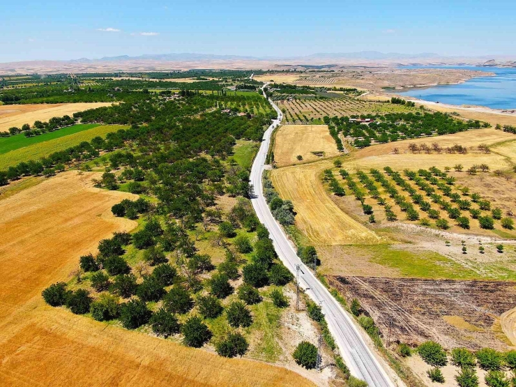 Malatya’da İlçe Yolları Yenileniyor