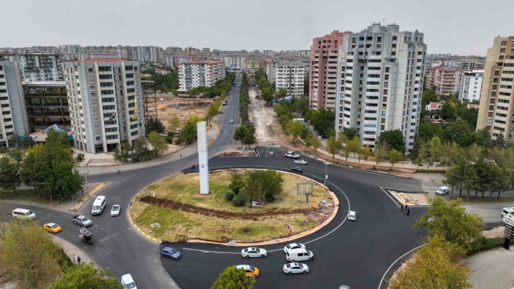 Selahaddin Eyyubi Bulvarı’nın Bir Kısmı Asfaltlanarak Hizmete Açıldı