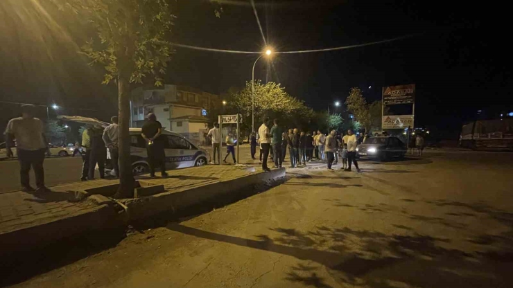 Siverek’te Otomobil İle Motosiklet Çarpıştı: 3 Yaralı