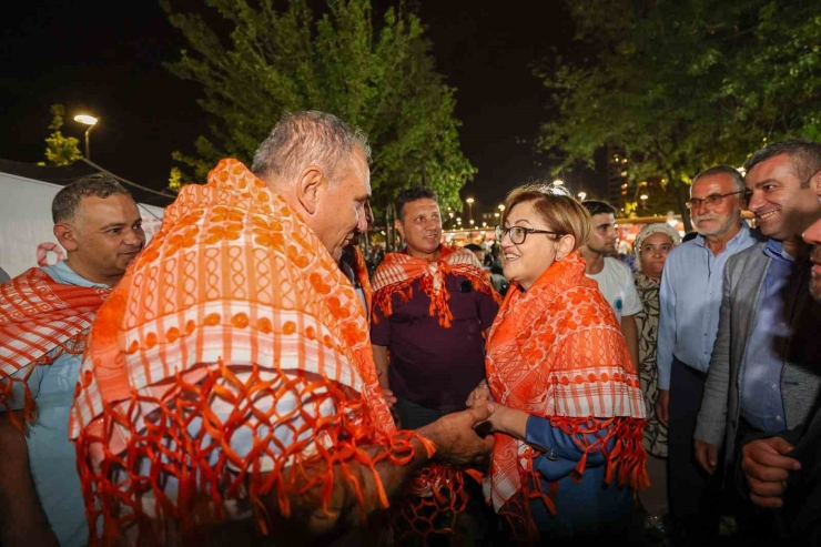 Gaziantep’te Hemşehri Dernekleri Festivali Yoğun İlgi Gördü