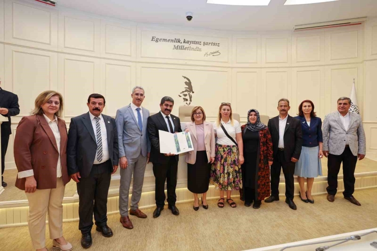 Hemşehri Dernekleri Festivali Kapanış Programı Düzenlendi