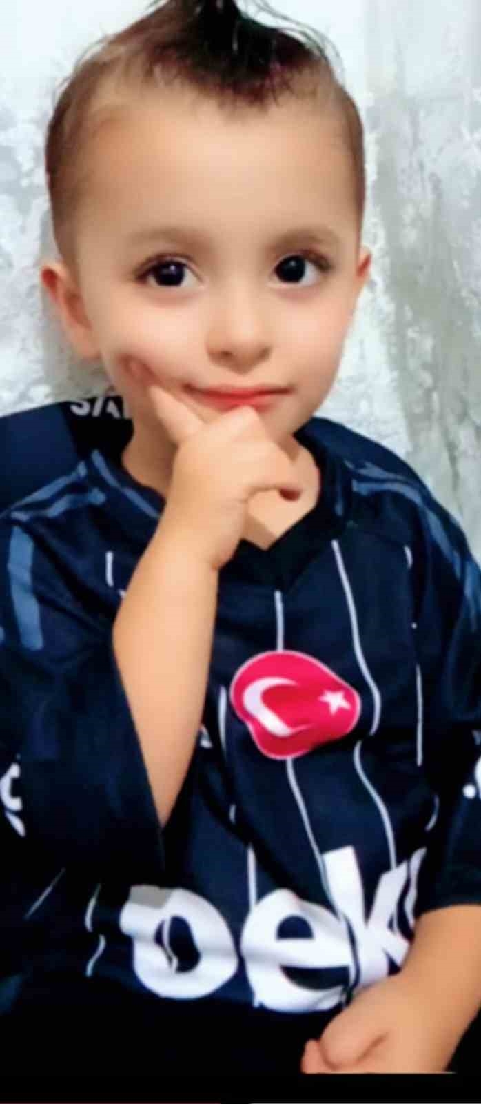 Otobüsün Altında Kalan 3 Yaşındaki Çocuk Hayatını Kaybetti